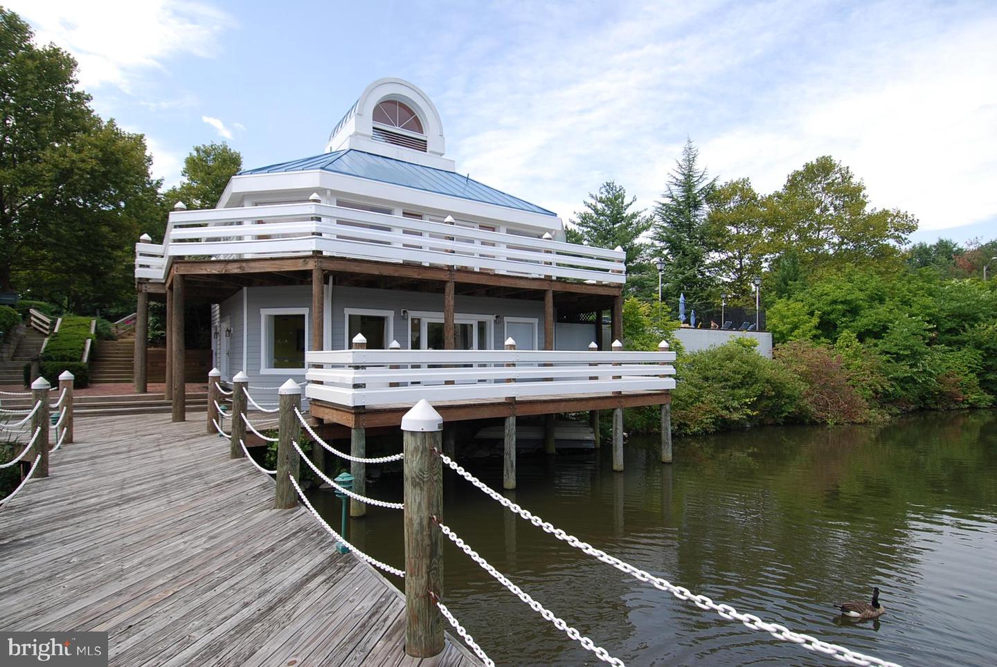 7592-K LAKESIDE VILLAGE DR, FALLS CHURCH, Virginia 22042, 1 Bedroom Bedrooms, ,1 BathroomBathrooms,Residential,For sale,7592-K LAKESIDE VILLAGE DR,VAFX2265338 MLS # VAFX2265338