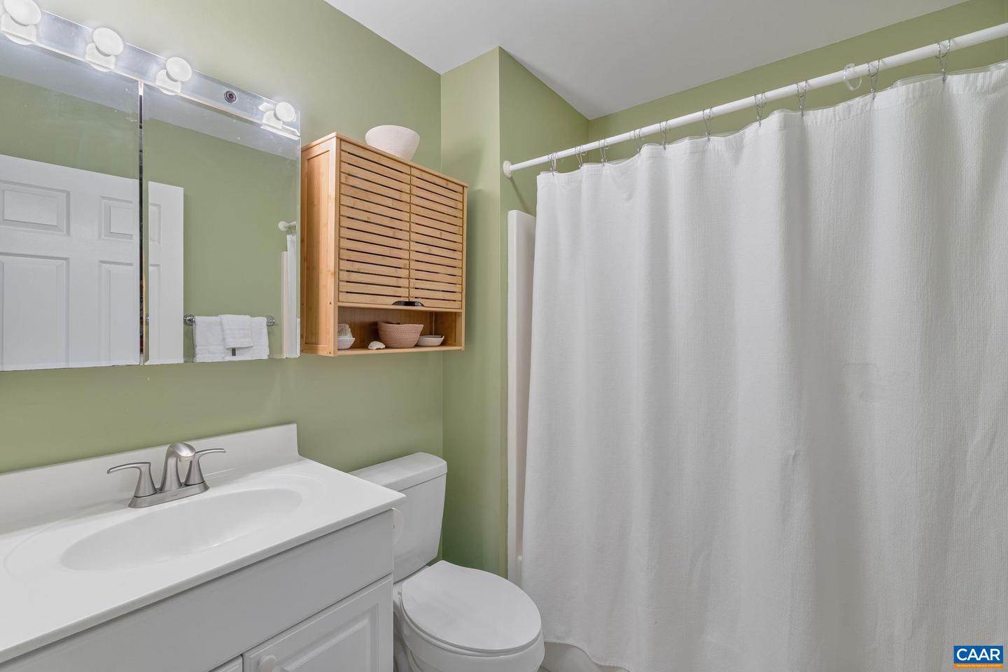 927 CANVAS BACK DR, CHARLOTTESVILLE, Virginia 22903, 4 Bedrooms Bedrooms, ,2 BathroomsBathrooms,Residential,For sale,927 CANVAS BACK DR,668699 MLS # 668699