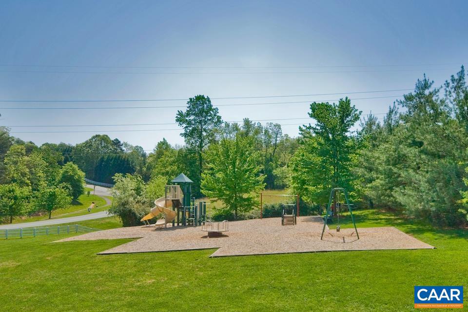 927 CANVAS BACK DR, CHARLOTTESVILLE, Virginia 22903, 4 Bedrooms Bedrooms, ,2 BathroomsBathrooms,Residential,For sale,927 CANVAS BACK DR,668699 MLS # 668699