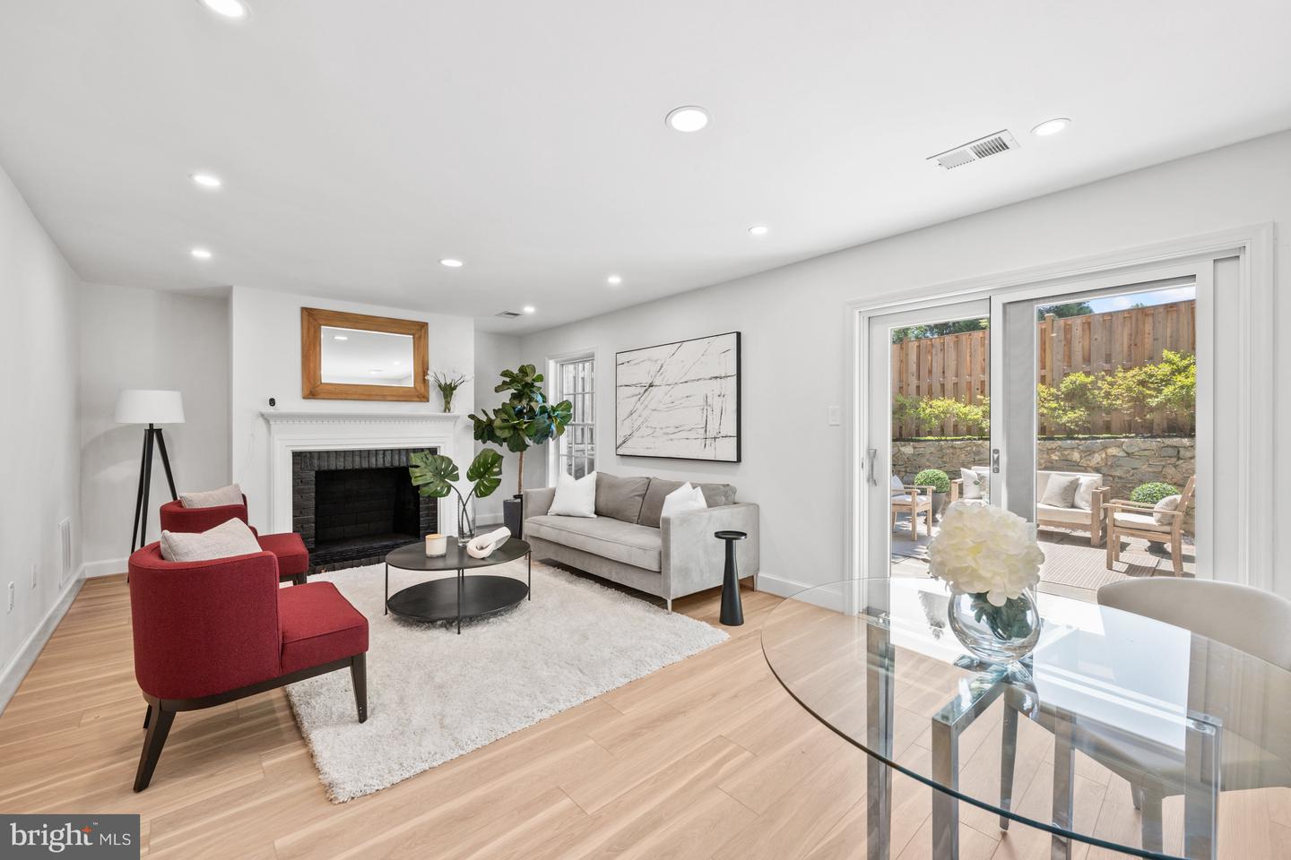 3604 WINFIELD LN NW, WASHINGTON, District Of Columbia 20007, 4 Bedrooms Bedrooms, ,4 BathroomsBathrooms,Residential,For sale,3604 WINFIELD LN NW,DCDC2221132 MLS # DCDC2221132