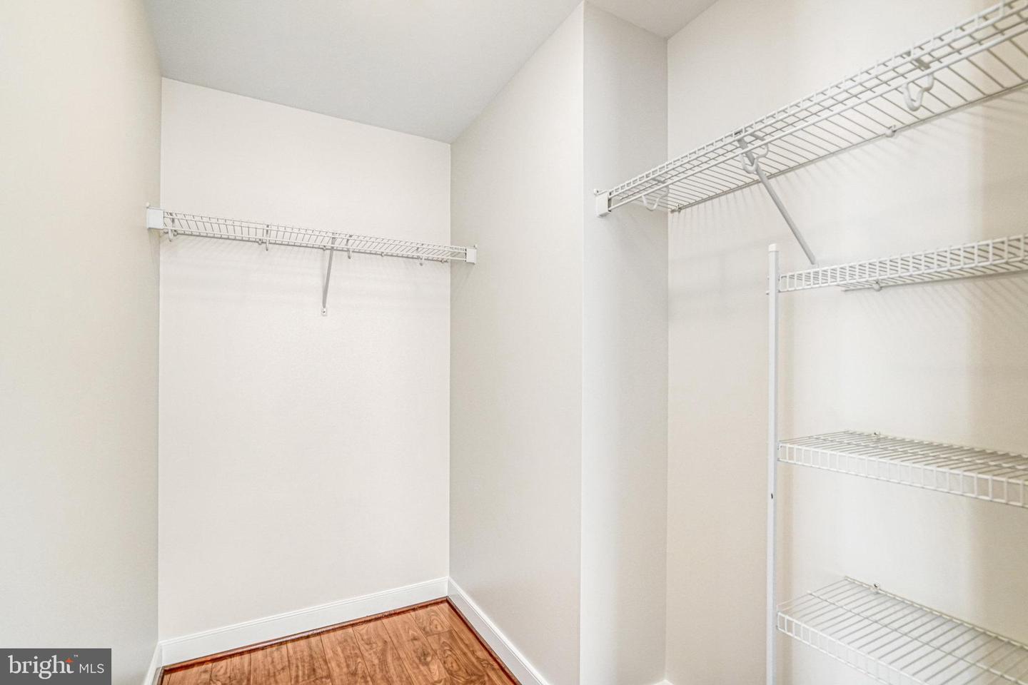 820 N POLLARD ST #915, ARLINGTON, Virginia 22203, 1 Bedroom Bedrooms, ,1 BathroomBathrooms,Residential,For sale,820 N POLLARD ST #915,VAAR2063248 MLS # VAAR2063248