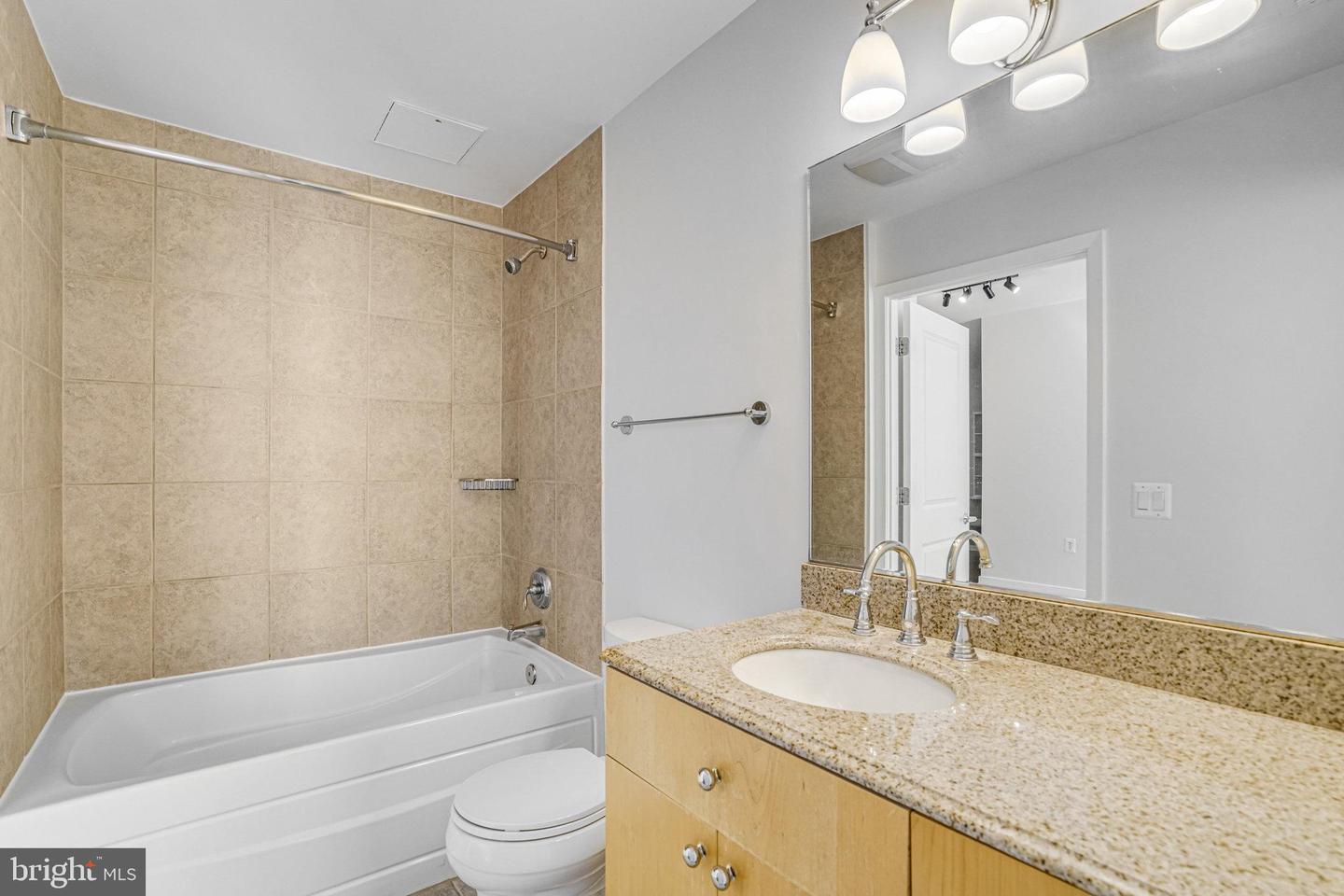 820 N POLLARD ST #915, ARLINGTON, Virginia 22203, 1 Bedroom Bedrooms, ,1 BathroomBathrooms,Residential,For sale,820 N POLLARD ST #915,VAAR2063248 MLS # VAAR2063248