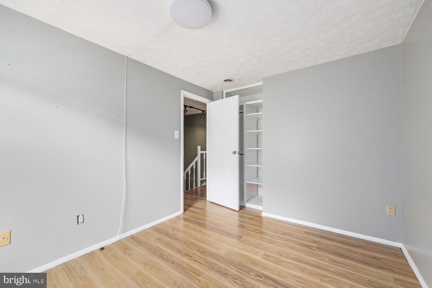 8101 PARKDALE CT, SPRINGFIELD, Virginia 22153, 3 Bedrooms Bedrooms, ,1 BathroomBathrooms,Residential,For sale,8101 PARKDALE CT,VAFX2265388 MLS # VAFX2265388