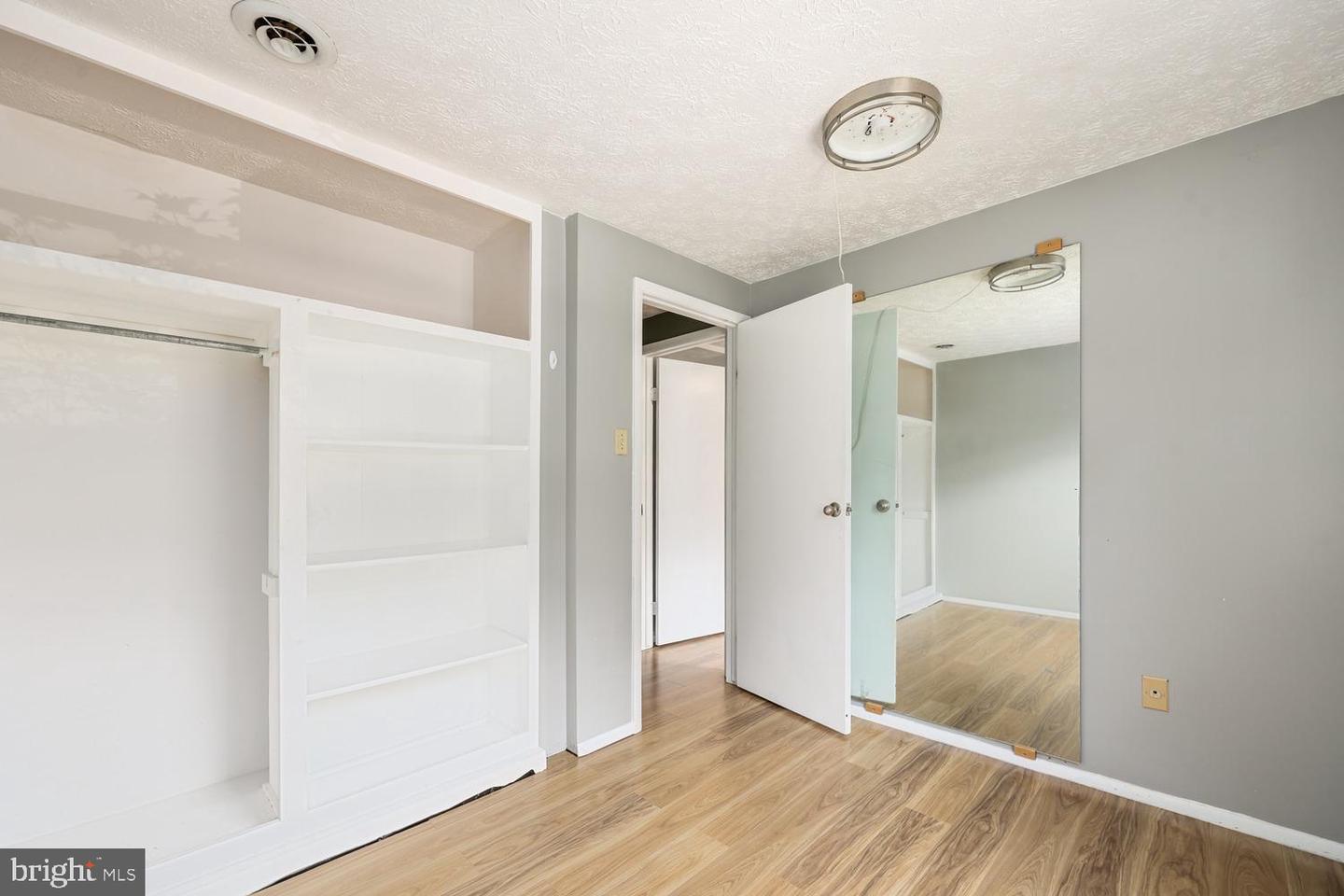 8101 PARKDALE CT, SPRINGFIELD, Virginia 22153, 3 Bedrooms Bedrooms, ,1 BathroomBathrooms,Residential,For sale,8101 PARKDALE CT,VAFX2265388 MLS # VAFX2265388