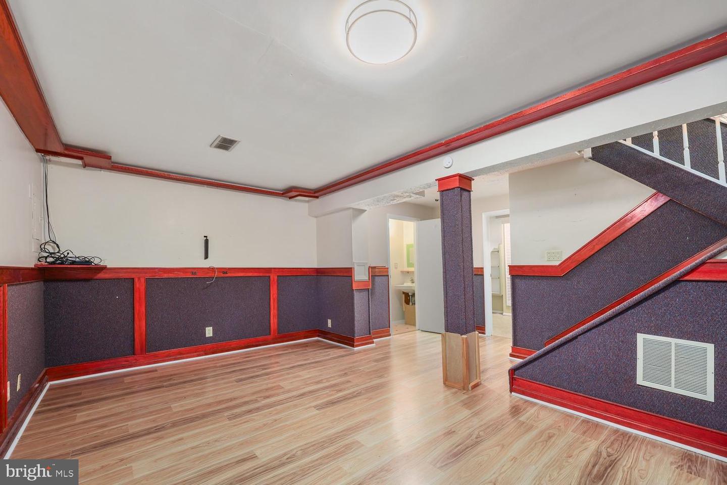 8101 PARKDALE CT, SPRINGFIELD, Virginia 22153, 3 Bedrooms Bedrooms, ,1 BathroomBathrooms,Residential,For sale,8101 PARKDALE CT,VAFX2265388 MLS # VAFX2265388