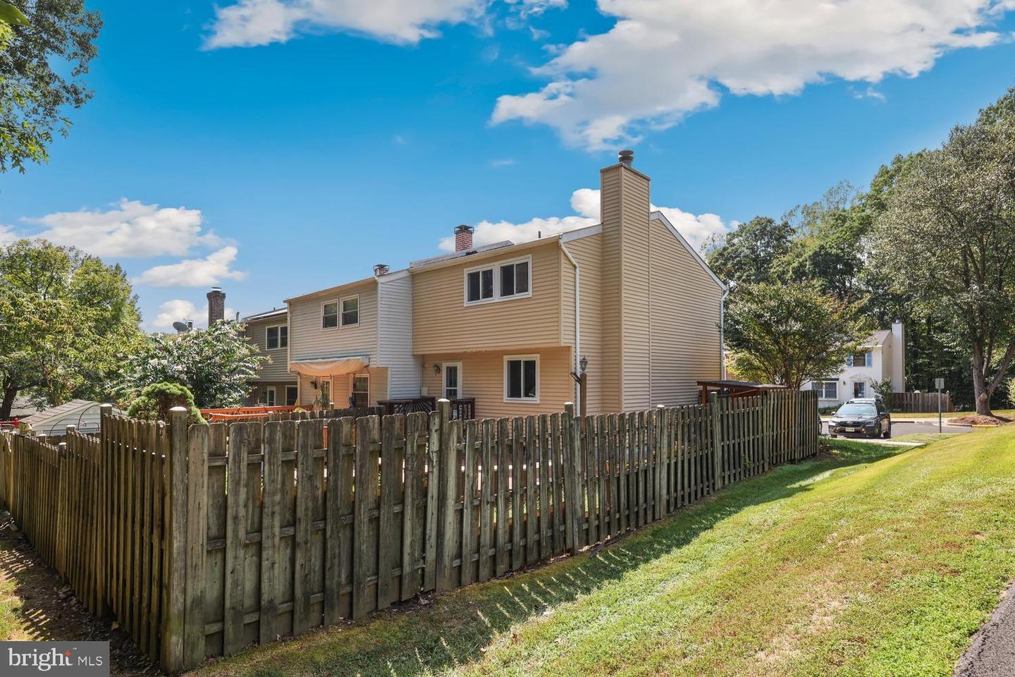 8101 PARKDALE CT, SPRINGFIELD, Virginia 22153, 3 Bedrooms Bedrooms, ,1 BathroomBathrooms,Residential,For sale,8101 PARKDALE CT,VAFX2265388 MLS # VAFX2265388