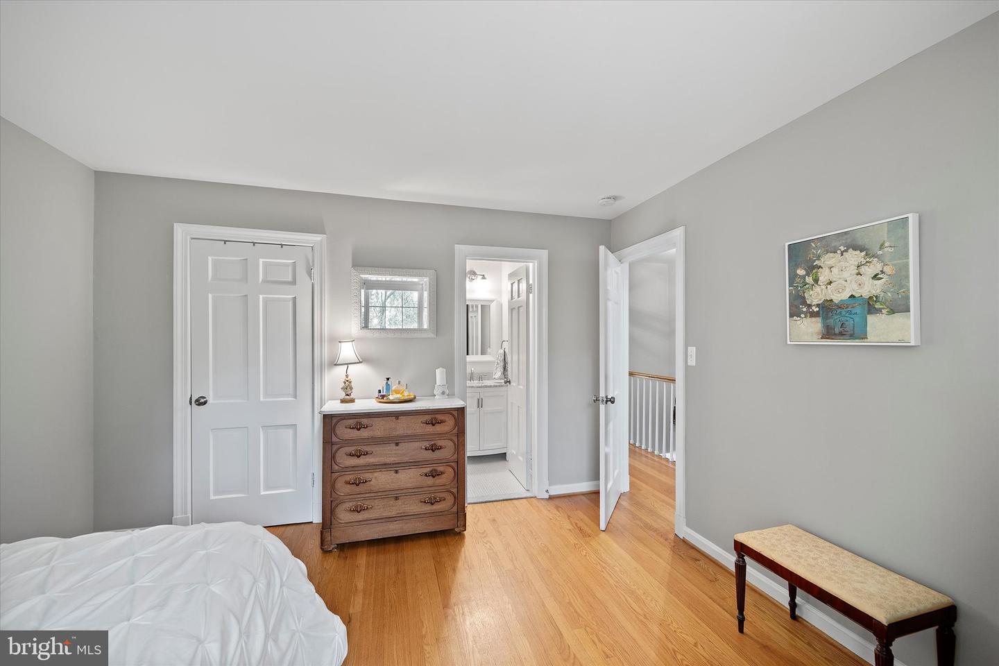 307 GIBBON ST, ALEXANDRIA, Virginia 22314, 2 Bedrooms Bedrooms, ,2 BathroomsBathrooms,Residential,For sale,307 GIBBON ST,VAAX2049404 MLS # VAAX2049404