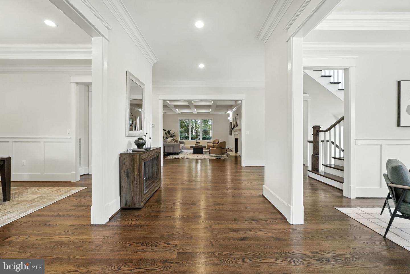 6434 NOBLE DR, MCLEAN, Virginia 22101, 6 Bedrooms Bedrooms, ,5 BathroomsBathrooms,Residential,For sale,6434 NOBLE DR,VAFX2265626 MLS # VAFX2265626