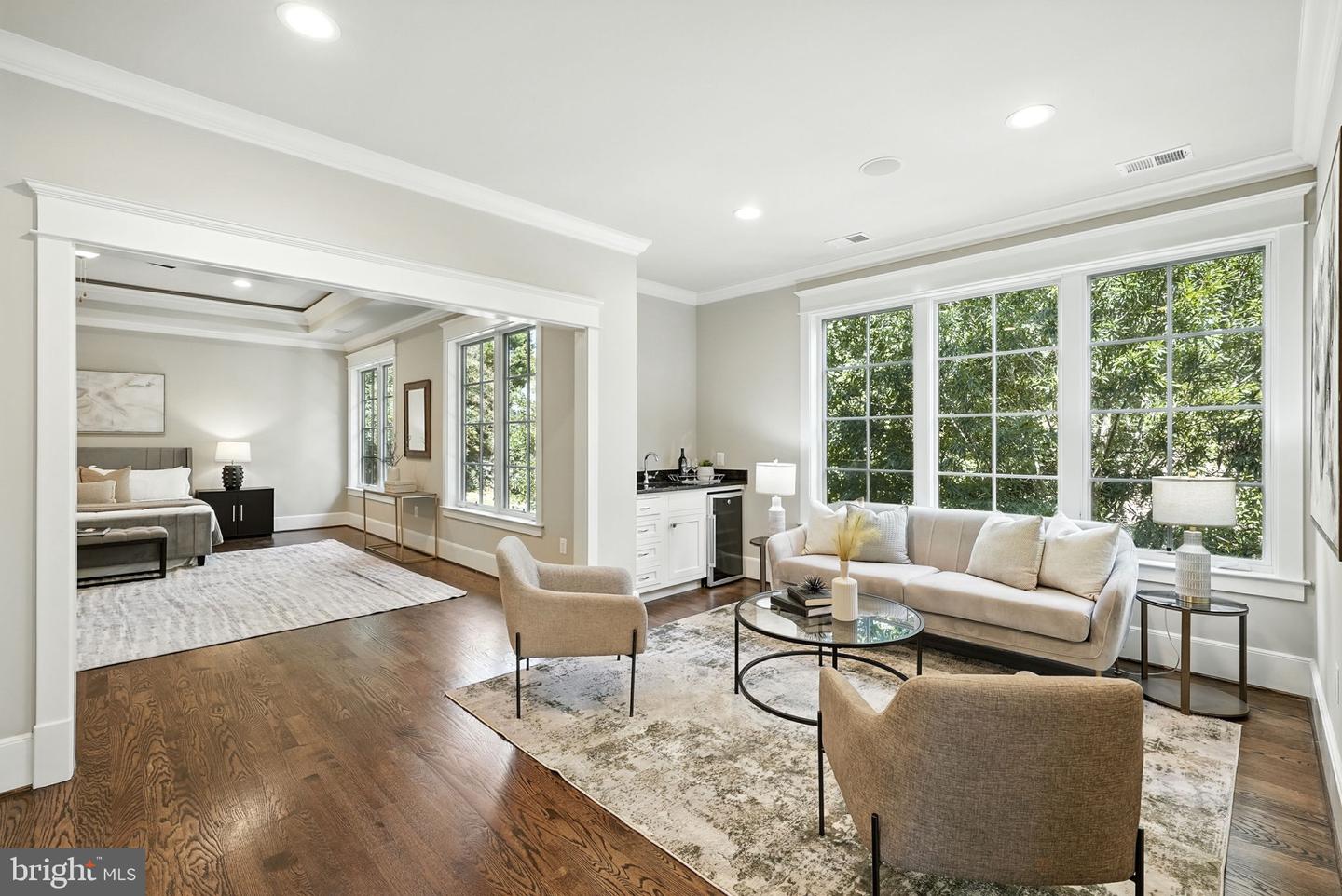 6434 NOBLE DR, MCLEAN, Virginia 22101, 6 Bedrooms Bedrooms, ,5 BathroomsBathrooms,Residential,For sale,6434 NOBLE DR,VAFX2265626 MLS # VAFX2265626