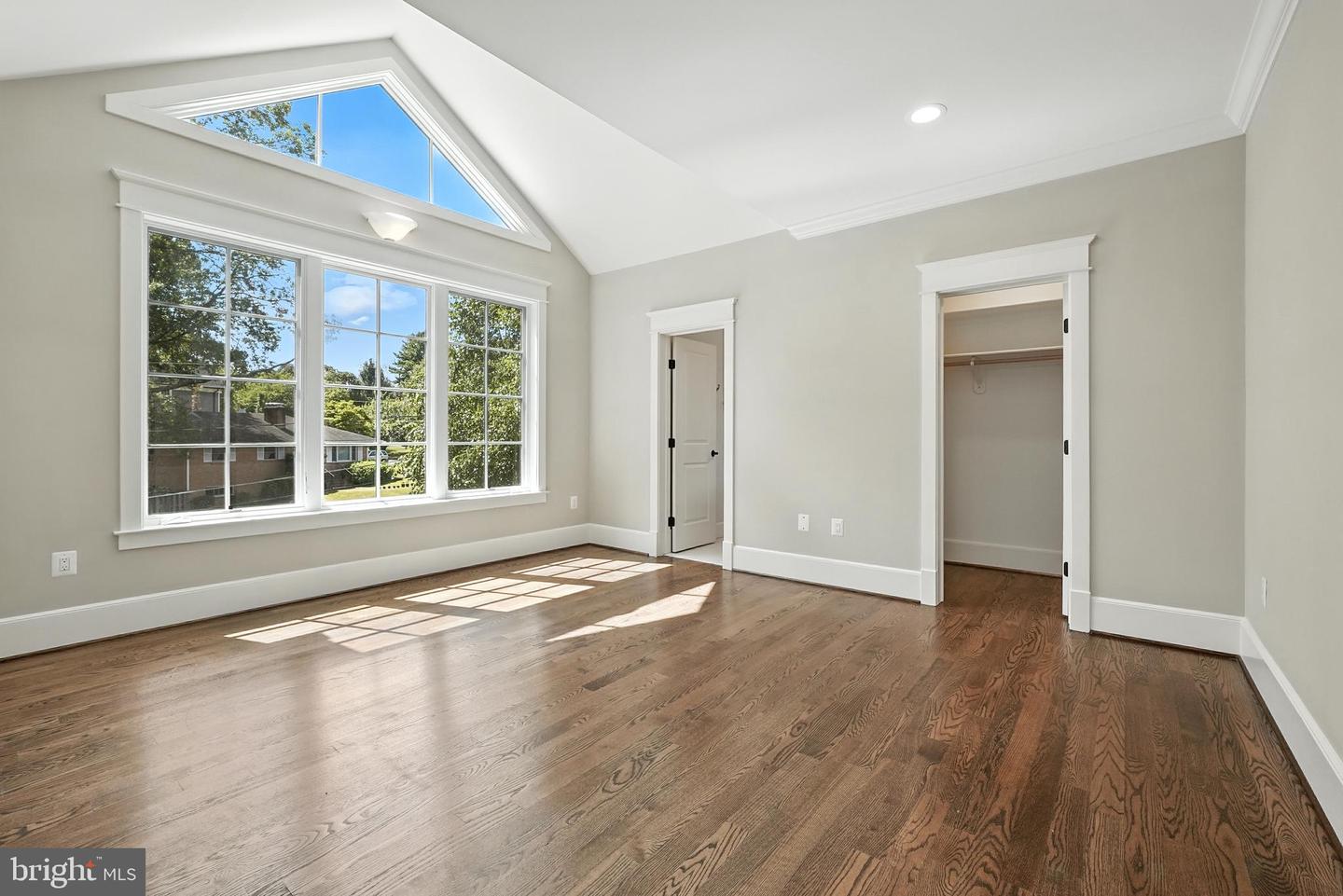 6434 NOBLE DR, MCLEAN, Virginia 22101, 6 Bedrooms Bedrooms, ,5 BathroomsBathrooms,Residential,For sale,6434 NOBLE DR,VAFX2265626 MLS # VAFX2265626