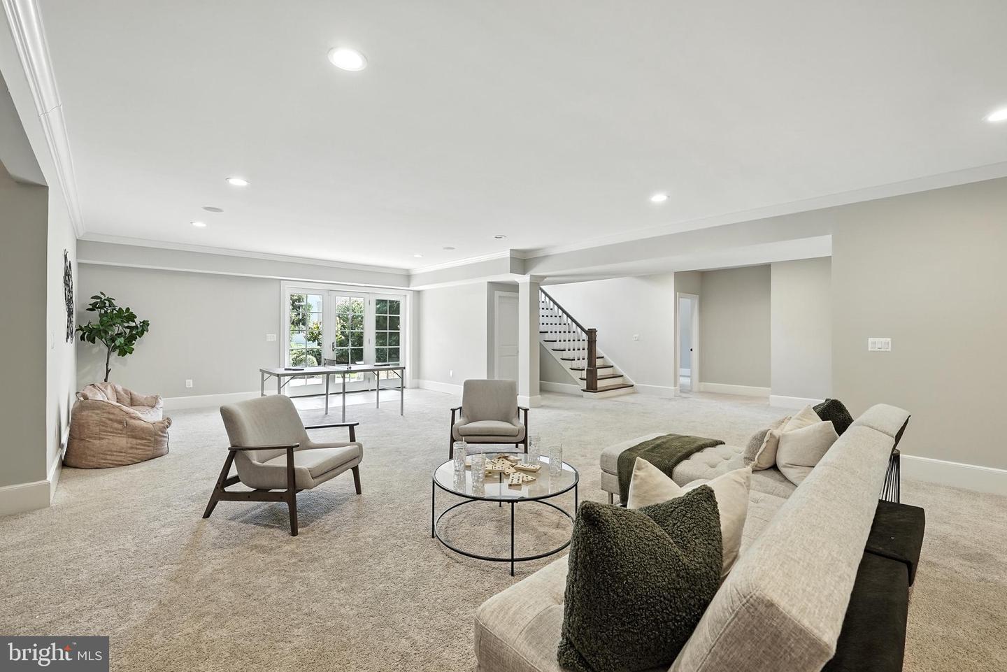 6434 NOBLE DR, MCLEAN, Virginia 22101, 6 Bedrooms Bedrooms, ,5 BathroomsBathrooms,Residential,For sale,6434 NOBLE DR,VAFX2265626 MLS # VAFX2265626