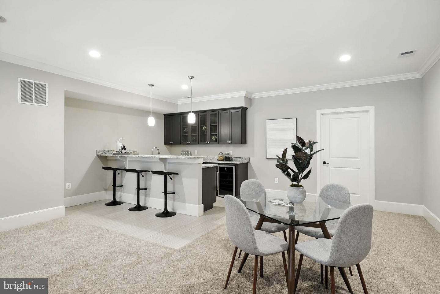 6434 NOBLE DR, MCLEAN, Virginia 22101, 6 Bedrooms Bedrooms, ,5 BathroomsBathrooms,Residential,For sale,6434 NOBLE DR,VAFX2265626 MLS # VAFX2265626