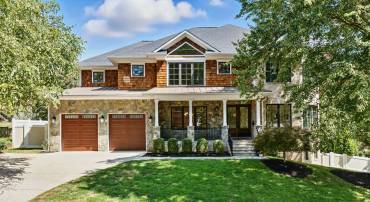 6434 NOBLE DR, MCLEAN, Virginia 22101, 6 Bedrooms Bedrooms, ,5 BathroomsBathrooms,Residential,For sale,6434 NOBLE DR,VAFX2265626 MLS # VAFX2265626