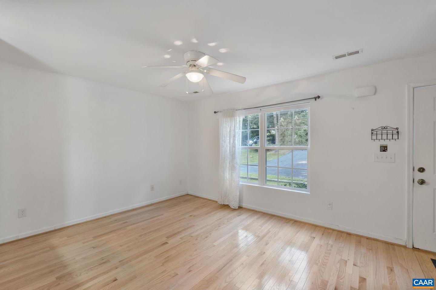 562 CLEVELAND AVE, CHARLOTTESVILLE, Virginia 22902, 3 Bedrooms Bedrooms, ,3 BathroomsBathrooms,Residential,For sale,562 CLEVELAND AVE,668721 MLS # 668721
