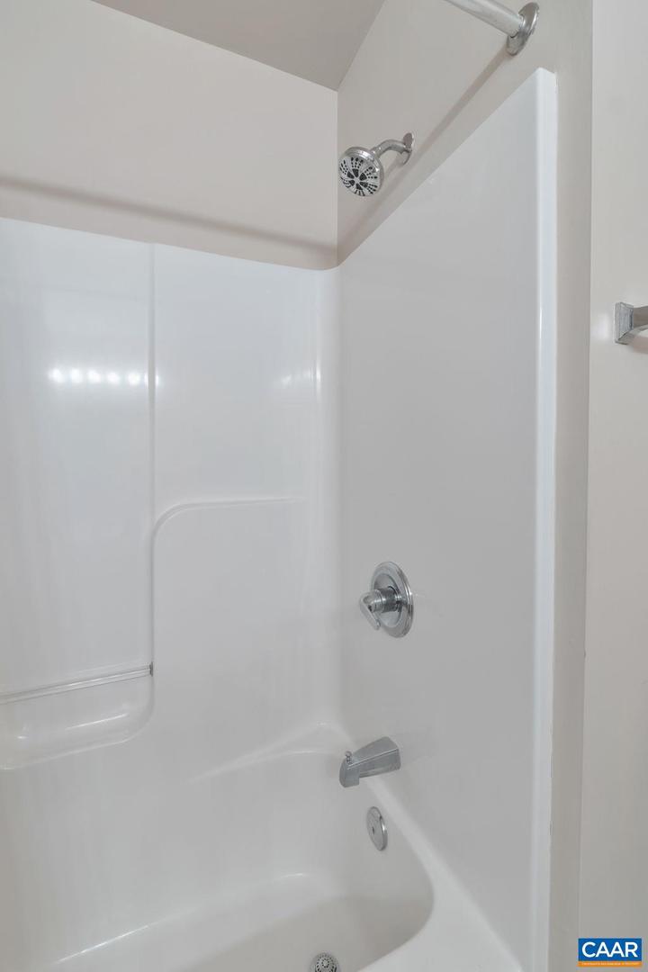 562 CLEVELAND AVE, CHARLOTTESVILLE, Virginia 22902, 3 Bedrooms Bedrooms, ,3 BathroomsBathrooms,Residential,For sale,562 CLEVELAND AVE,668721 MLS # 668721