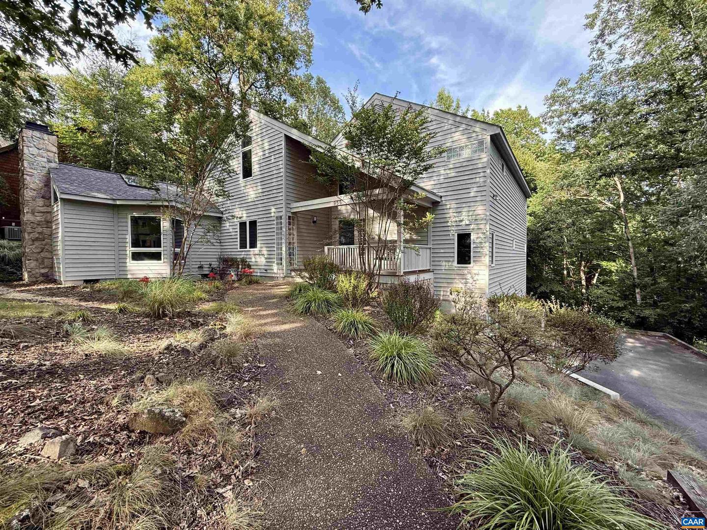 955 KING WILLIAM DR, CHARLOTTESVILLE, Virginia 22901, 4 Bedrooms Bedrooms, ,2 BathroomsBathrooms,Residential,For sale,955 KING WILLIAM DR,668716 MLS # 668716