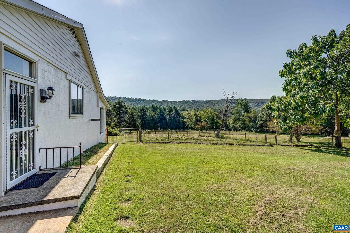 2893 SCOTTSVILLE RD, CHARLOTTESVILLE, Virginia 22902, 3 Bedrooms Bedrooms, ,2 BathroomsBathrooms,Residential,For sale,2893 SCOTTSVILLE RD,668727 MLS # 668727