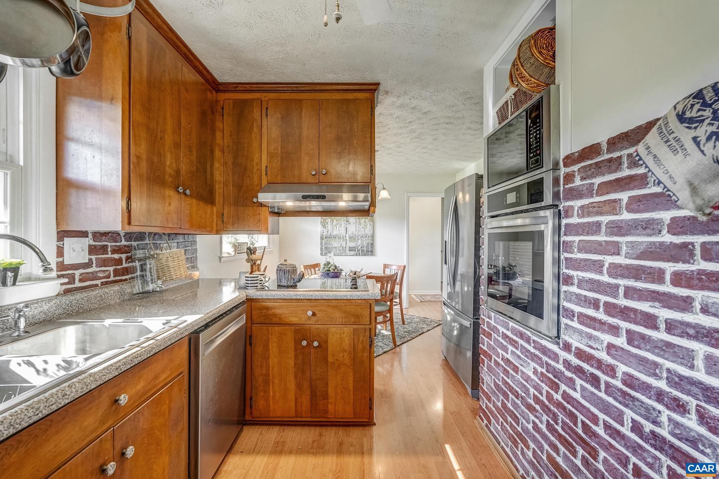 2893 SCOTTSVILLE RD, CHARLOTTESVILLE, Virginia 22902, 3 Bedrooms Bedrooms, ,2 BathroomsBathrooms,Residential,For sale,2893 SCOTTSVILLE RD,668727 MLS # 668727
