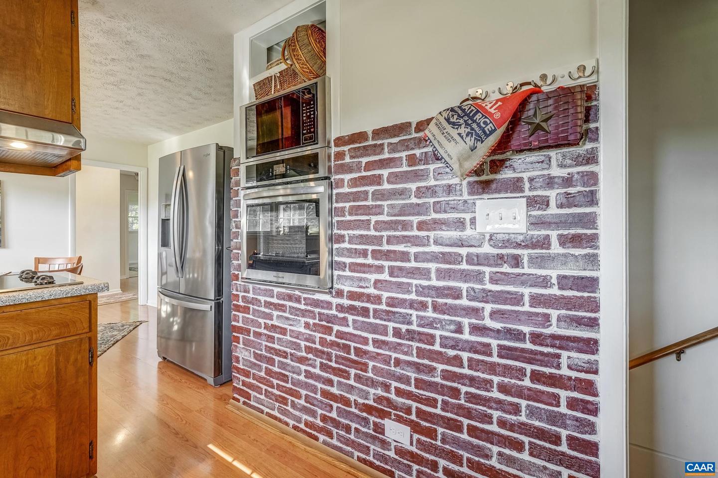 2893 SCOTTSVILLE RD, CHARLOTTESVILLE, Virginia 22902, 3 Bedrooms Bedrooms, ,2 BathroomsBathrooms,Residential,For sale,2893 SCOTTSVILLE RD,668727 MLS # 668727