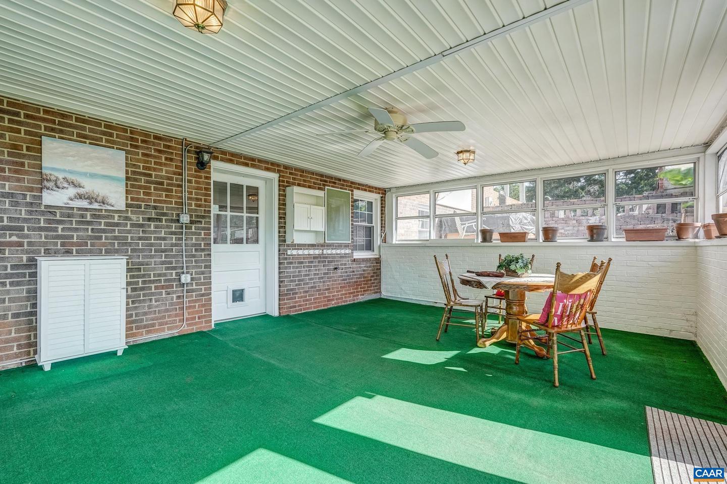 2893 SCOTTSVILLE RD, CHARLOTTESVILLE, Virginia 22902, 3 Bedrooms Bedrooms, ,2 BathroomsBathrooms,Residential,For sale,2893 SCOTTSVILLE RD,668727 MLS # 668727