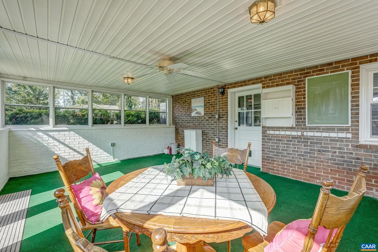 2893 SCOTTSVILLE RD, CHARLOTTESVILLE, Virginia 22902, 3 Bedrooms Bedrooms, ,2 BathroomsBathrooms,Residential,For sale,2893 SCOTTSVILLE RD,668727 MLS # 668727