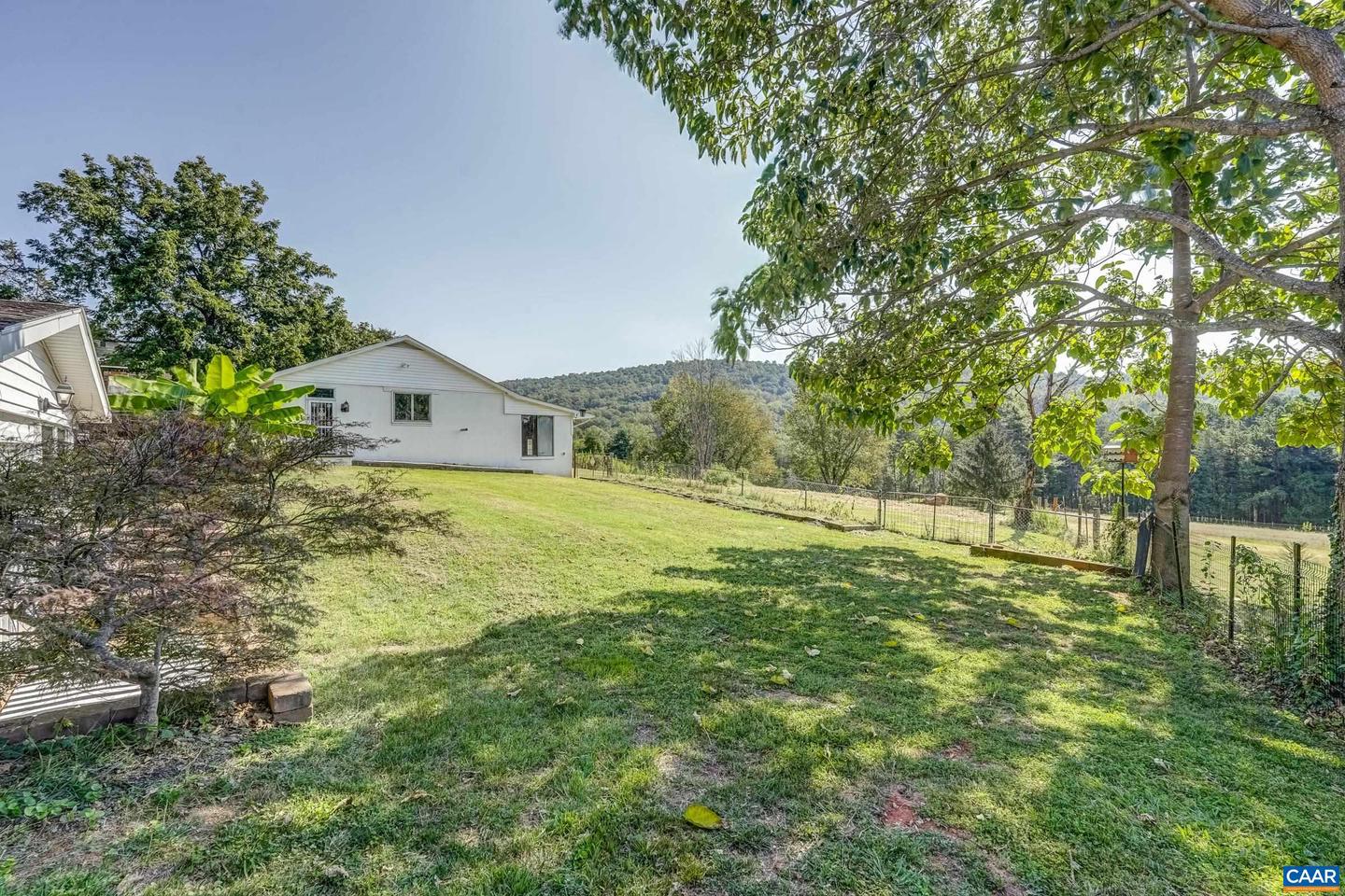 2893 SCOTTSVILLE RD, CHARLOTTESVILLE, Virginia 22902, 3 Bedrooms Bedrooms, ,2 BathroomsBathrooms,Residential,For sale,2893 SCOTTSVILLE RD,668727 MLS # 668727