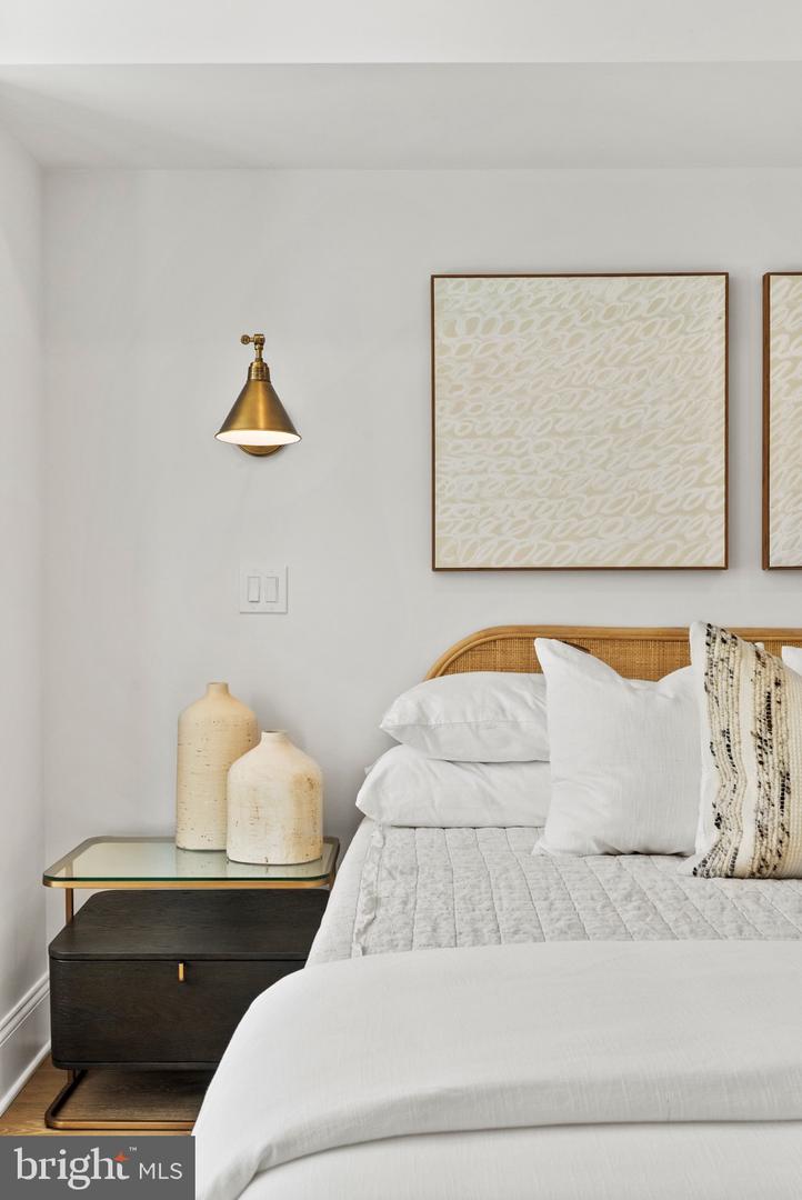 2460 ONTARIO RD NW, WASHINGTON, District Of Columbia 20009, 5 Bedrooms Bedrooms, ,4 BathroomsBathrooms,Residential,For sale,2460 ONTARIO RD NW,DCDC2220824 MLS # DCDC2220824