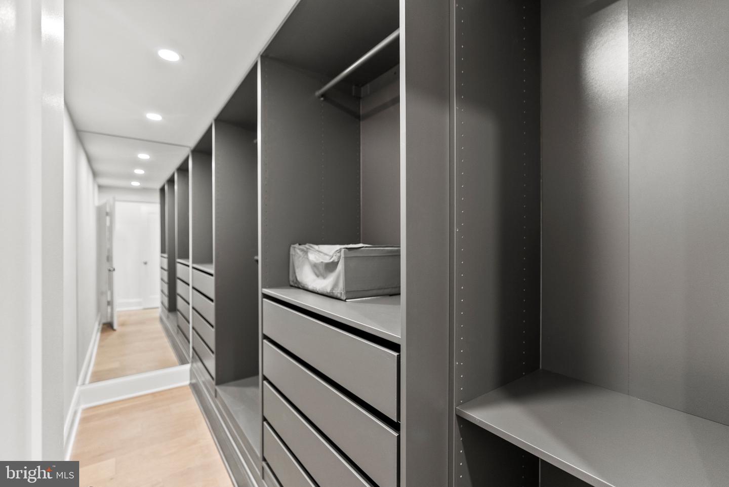 2460 ONTARIO RD NW, WASHINGTON, District Of Columbia 20009, 5 Bedrooms Bedrooms, ,4 BathroomsBathrooms,Residential,For sale,2460 ONTARIO RD NW,DCDC2220824 MLS # DCDC2220824