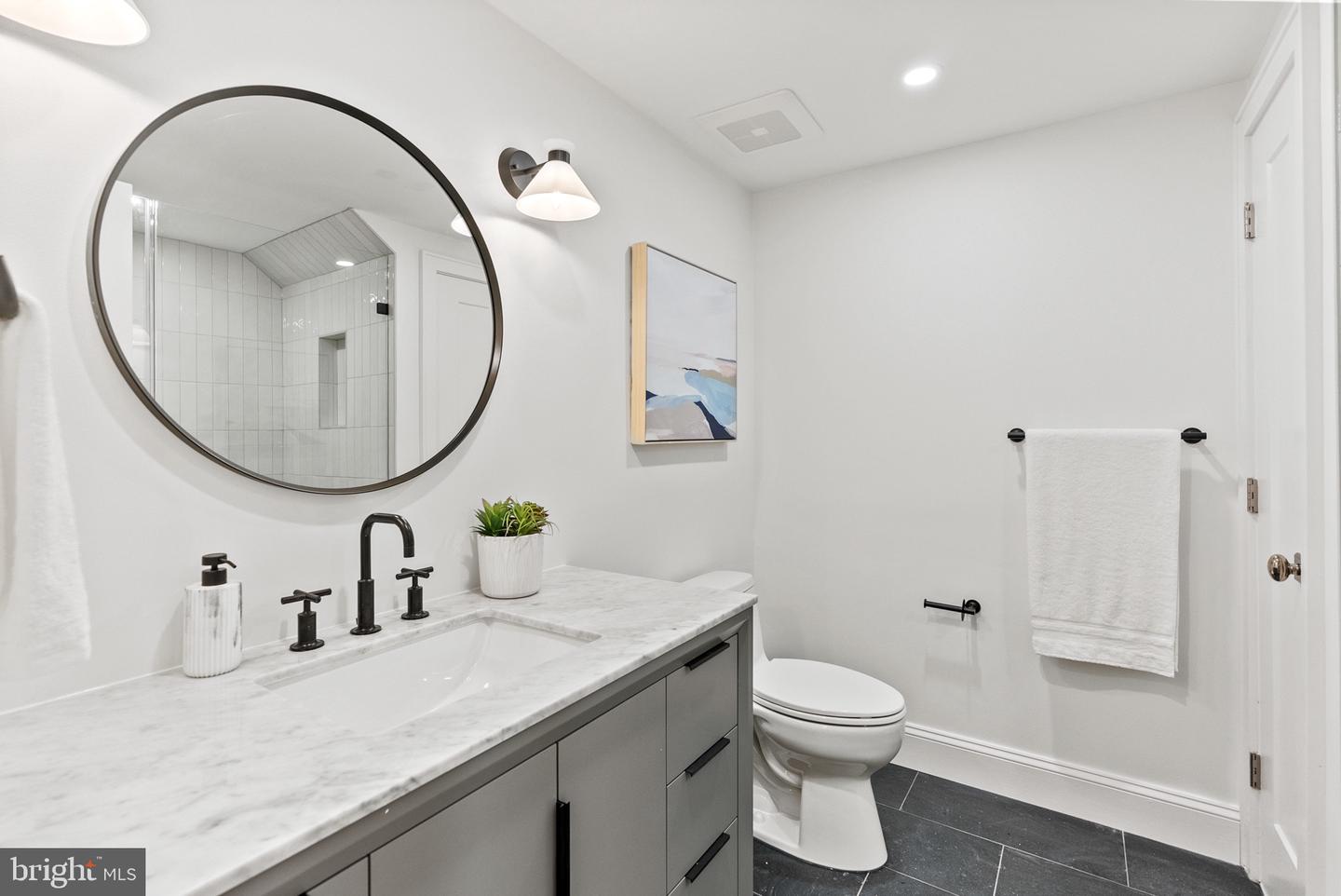 2460 ONTARIO RD NW, WASHINGTON, District Of Columbia 20009, 5 Bedrooms Bedrooms, ,4 BathroomsBathrooms,Residential,For sale,2460 ONTARIO RD NW,DCDC2220824 MLS # DCDC2220824