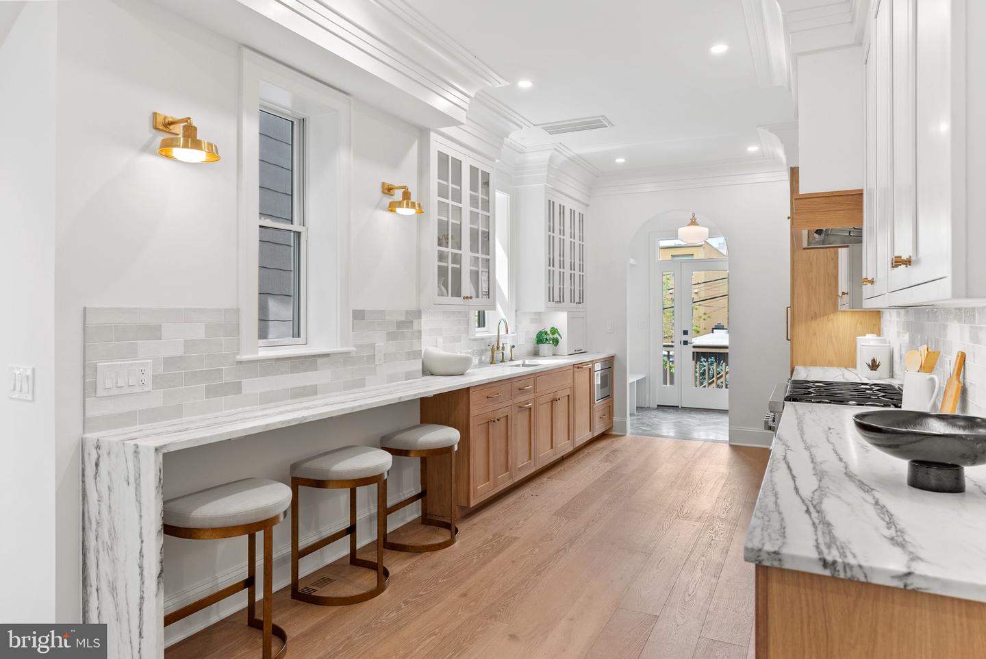 2460 ONTARIO RD NW, WASHINGTON, District Of Columbia 20009, 5 Bedrooms Bedrooms, ,4 BathroomsBathrooms,Residential,For sale,2460 ONTARIO RD NW,DCDC2220824 MLS # DCDC2220824