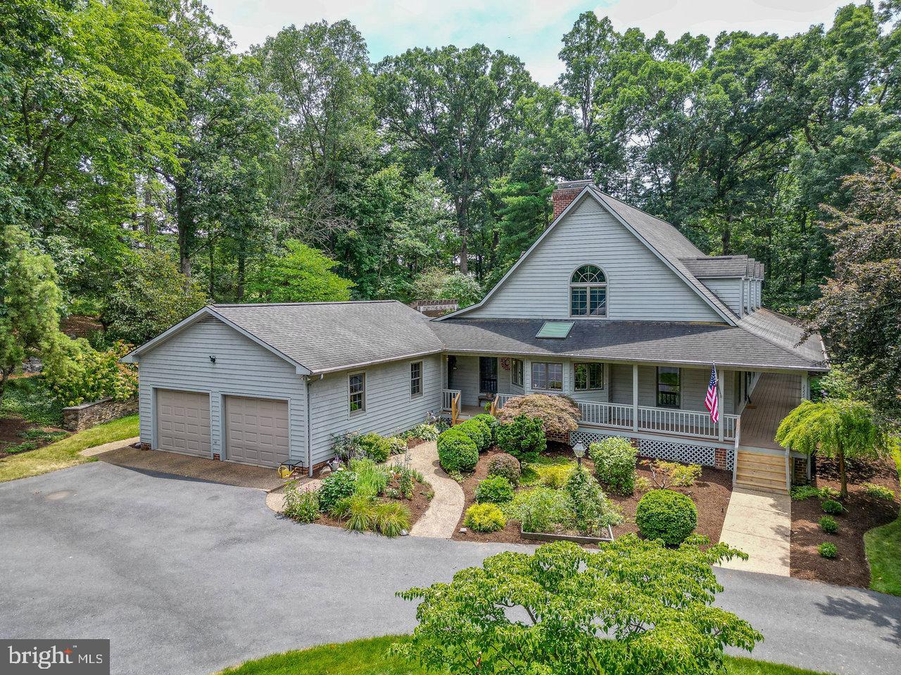 2555 KARAWOOD LN, ROCKINGHAM, Virginia 22801, 4 Bedrooms Bedrooms, ,5 BathroomsBathrooms,Residential,For sale,2555 KARAWOOD LN,VARO2002568 MLS # VARO2002568