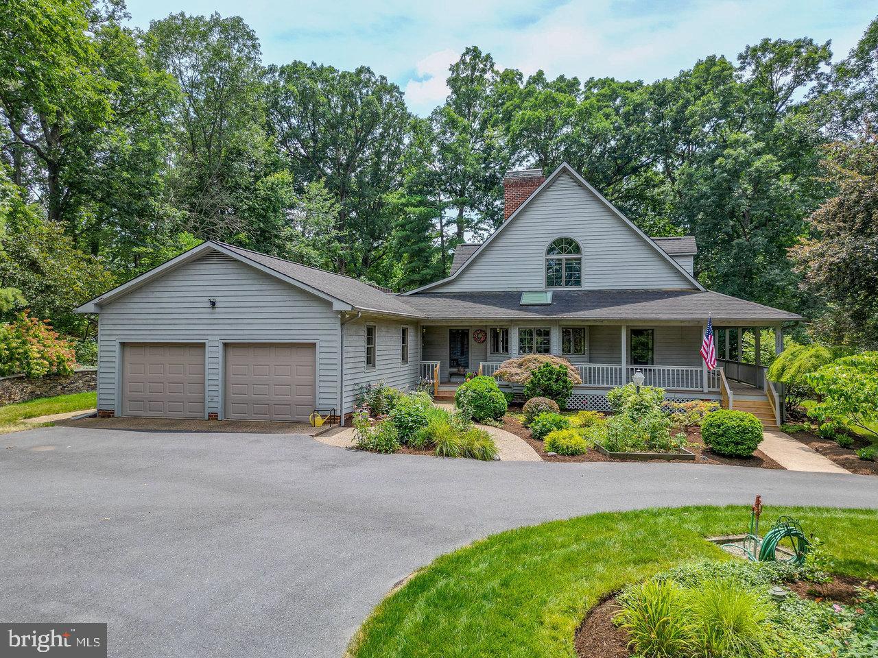 2555 KARAWOOD LN, ROCKINGHAM, Virginia 22801, 4 Bedrooms Bedrooms, ,5 BathroomsBathrooms,Residential,For sale,2555 KARAWOOD LN,VARO2002568 MLS # VARO2002568