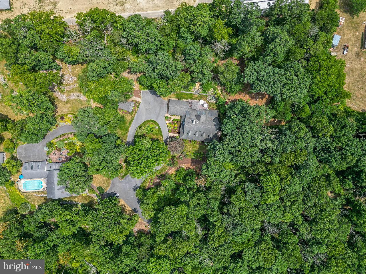 2555 KARAWOOD LN, ROCKINGHAM, Virginia 22801, 4 Bedrooms Bedrooms, ,5 BathroomsBathrooms,Residential,For sale,2555 KARAWOOD LN,VARO2002568 MLS # VARO2002568
