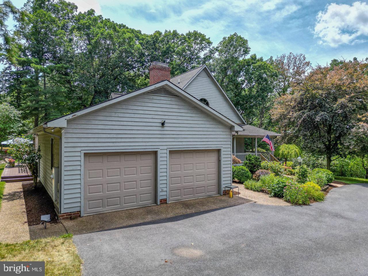 2555 KARAWOOD LN, ROCKINGHAM, Virginia 22801, 4 Bedrooms Bedrooms, ,5 BathroomsBathrooms,Residential,For sale,2555 KARAWOOD LN,VARO2002568 MLS # VARO2002568