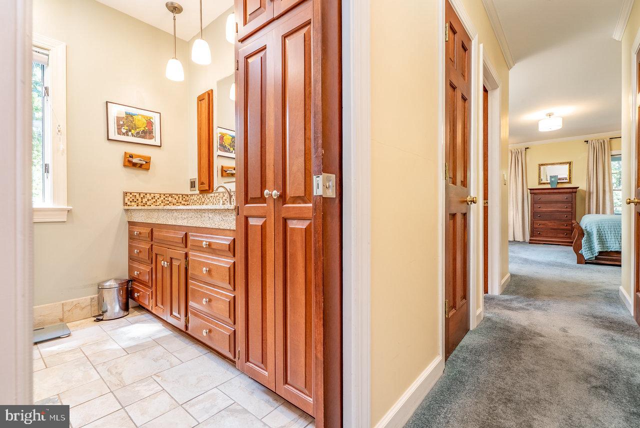 2555 KARAWOOD LN, ROCKINGHAM, Virginia 22801, 4 Bedrooms Bedrooms, ,5 BathroomsBathrooms,Residential,For sale,2555 KARAWOOD LN,VARO2002568 MLS # VARO2002568