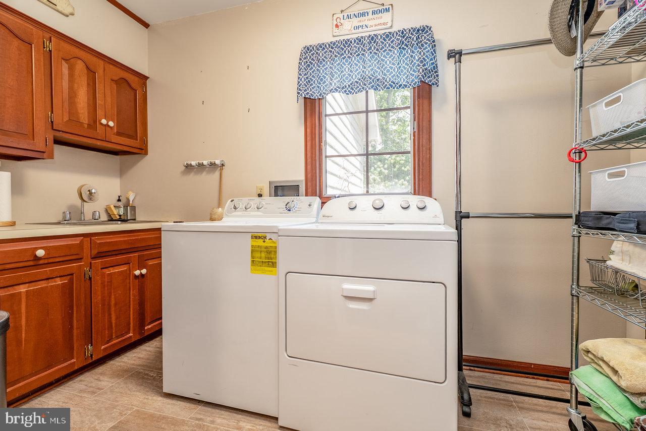 2555 KARAWOOD LN, ROCKINGHAM, Virginia 22801, 4 Bedrooms Bedrooms, ,5 BathroomsBathrooms,Residential,For sale,2555 KARAWOOD LN,VARO2002568 MLS # VARO2002568