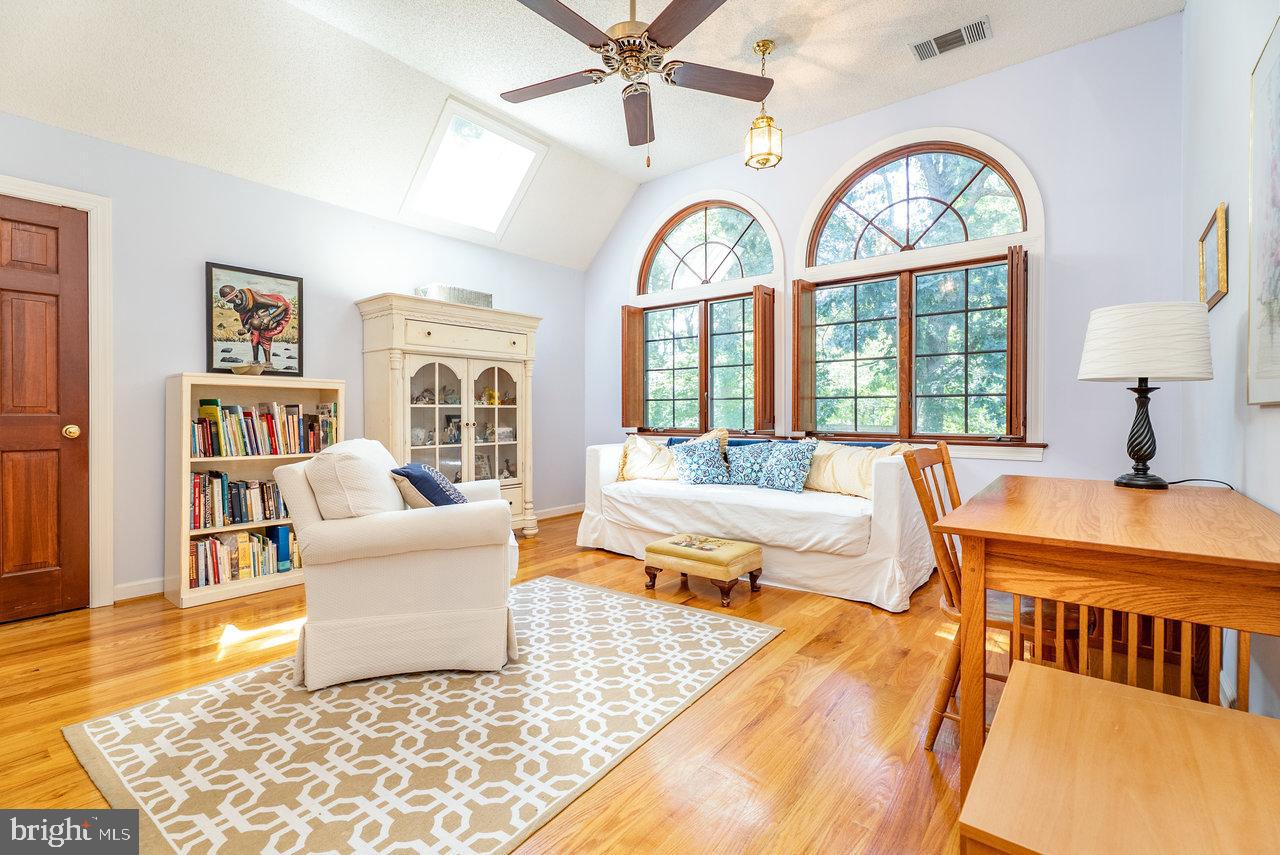 2555 KARAWOOD LN, ROCKINGHAM, Virginia 22801, 4 Bedrooms Bedrooms, ,5 BathroomsBathrooms,Residential,For sale,2555 KARAWOOD LN,VARO2002568 MLS # VARO2002568