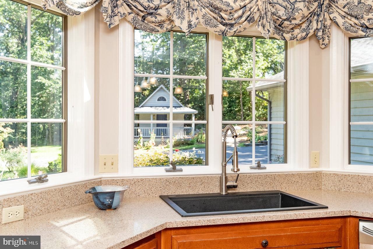 2555 KARAWOOD LN, ROCKINGHAM, Virginia 22801, 4 Bedrooms Bedrooms, ,5 BathroomsBathrooms,Residential,For sale,2555 KARAWOOD LN,VARO2002568 MLS # VARO2002568