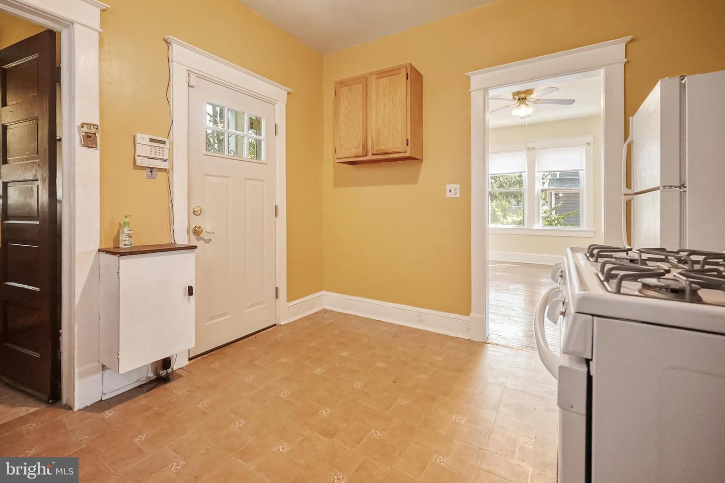 2826 EVARTS ST NE, WASHINGTON, District Of Columbia 20018, 3 Bedrooms Bedrooms, 5 Rooms Rooms,2 BathroomsBathrooms,Residential,For sale,2826 EVARTS ST NE,DCDC2221272 MLS # DCDC2221272