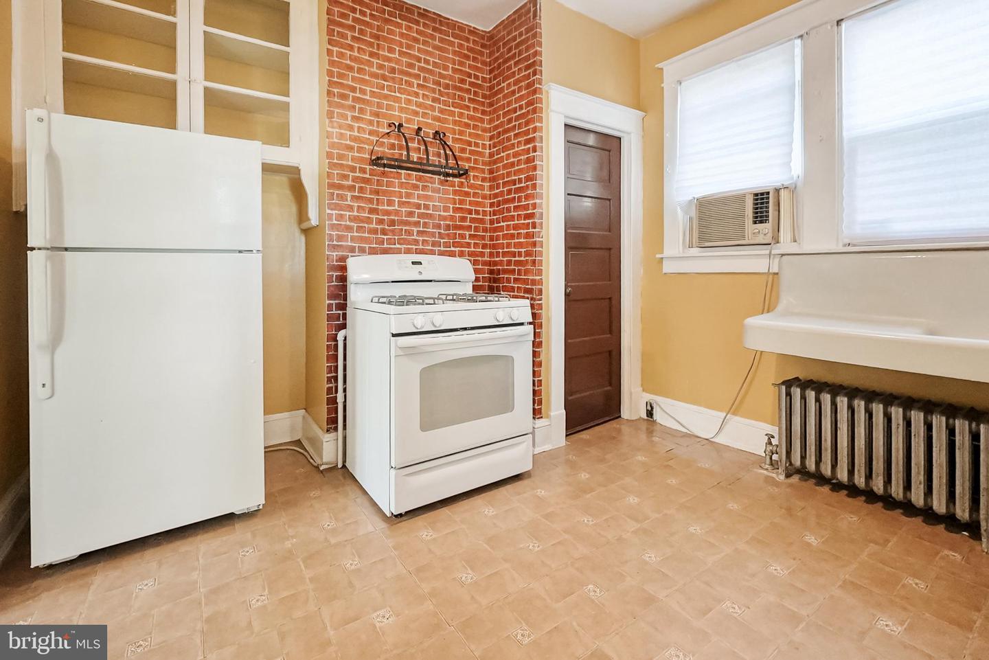 2826 EVARTS ST NE, WASHINGTON, District Of Columbia 20018, 3 Bedrooms Bedrooms, 5 Rooms Rooms,2 BathroomsBathrooms,Residential,For sale,2826 EVARTS ST NE,DCDC2221272 MLS # DCDC2221272
