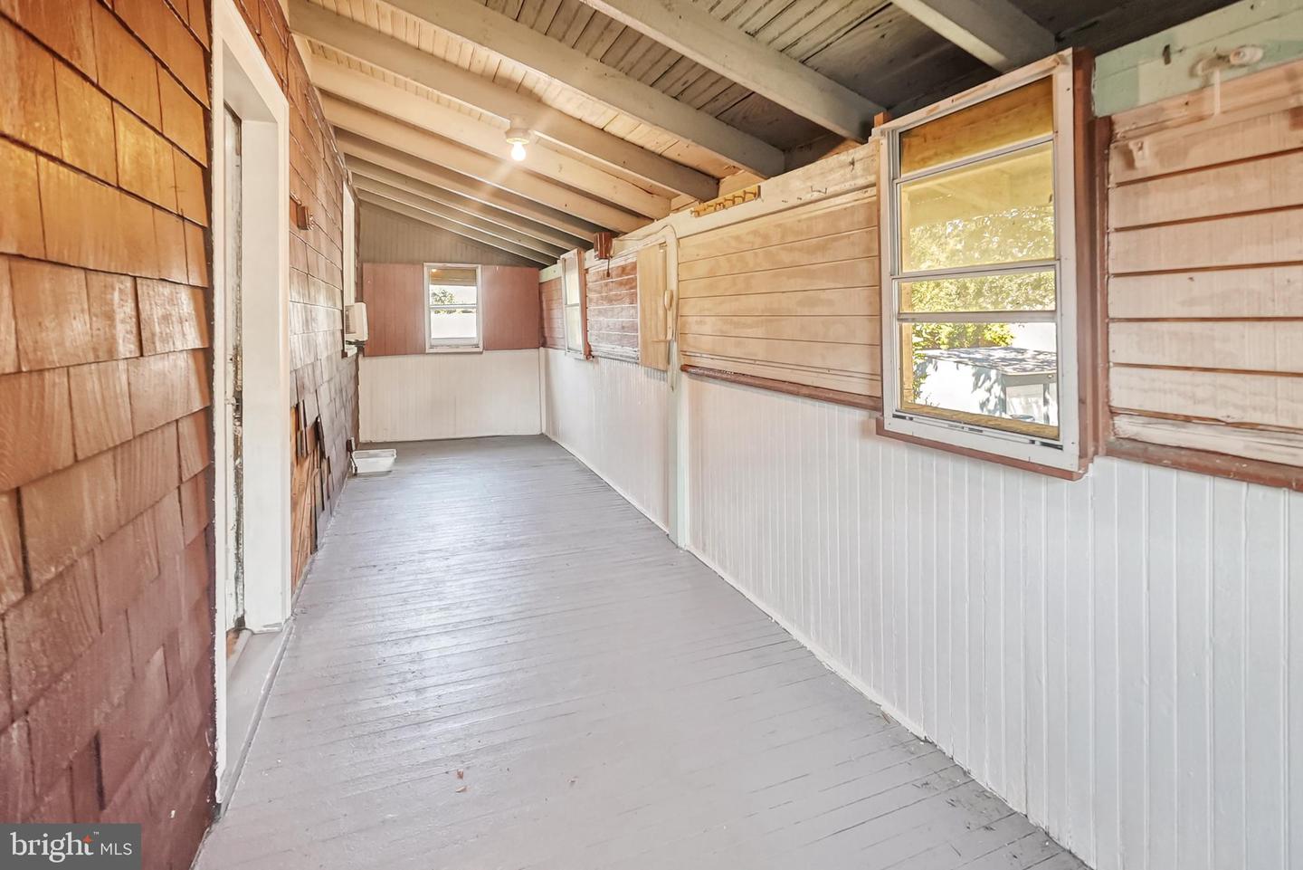 2826 EVARTS ST NE, WASHINGTON, District Of Columbia 20018, 3 Bedrooms Bedrooms, 5 Rooms Rooms,2 BathroomsBathrooms,Residential,For sale,2826 EVARTS ST NE,DCDC2221272 MLS # DCDC2221272