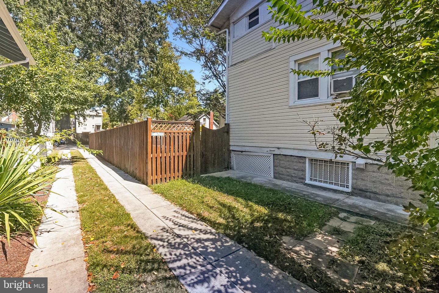 2826 EVARTS ST NE, WASHINGTON, District Of Columbia 20018, 3 Bedrooms Bedrooms, 5 Rooms Rooms,2 BathroomsBathrooms,Residential,For sale,2826 EVARTS ST NE,DCDC2221272 MLS # DCDC2221272