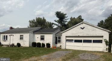 223 BROAD AVE, WINCHESTER, Virginia 22602, 3 Bedrooms Bedrooms, ,1 BathroomBathrooms,Residential,For sale,223 BROAD AVE,VAFV2036706 MLS # VAFV2036706