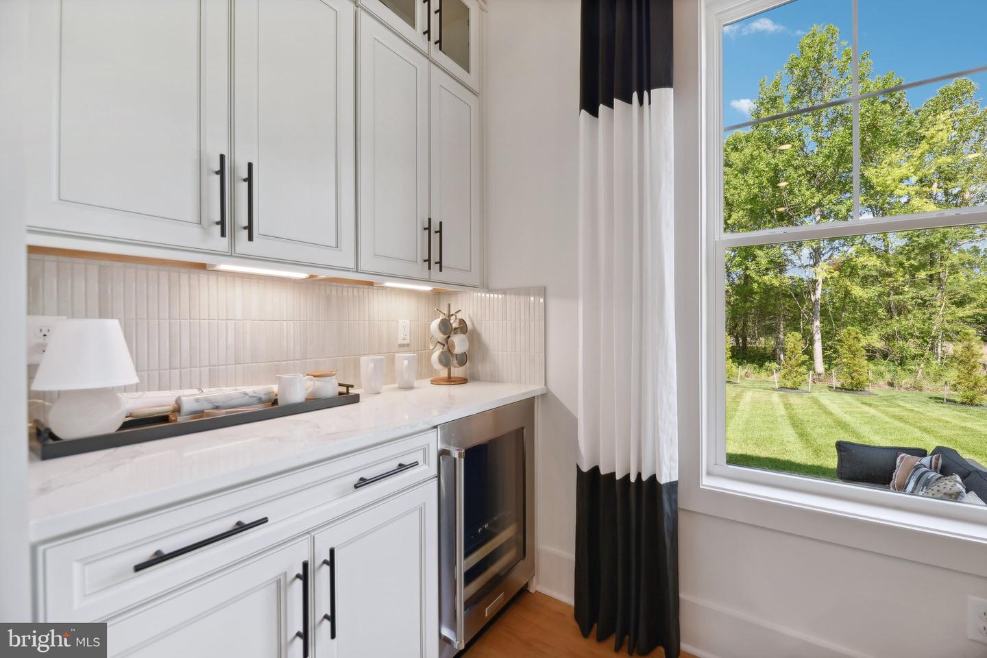 8276 COLLING MANOR CT, ALEXANDRIA, Virginia 22308, 6 Bedrooms Bedrooms, ,6 BathroomsBathrooms,Residential,For sale,8276 COLLING MANOR CT,VAFX2265908 MLS # VAFX2265908
