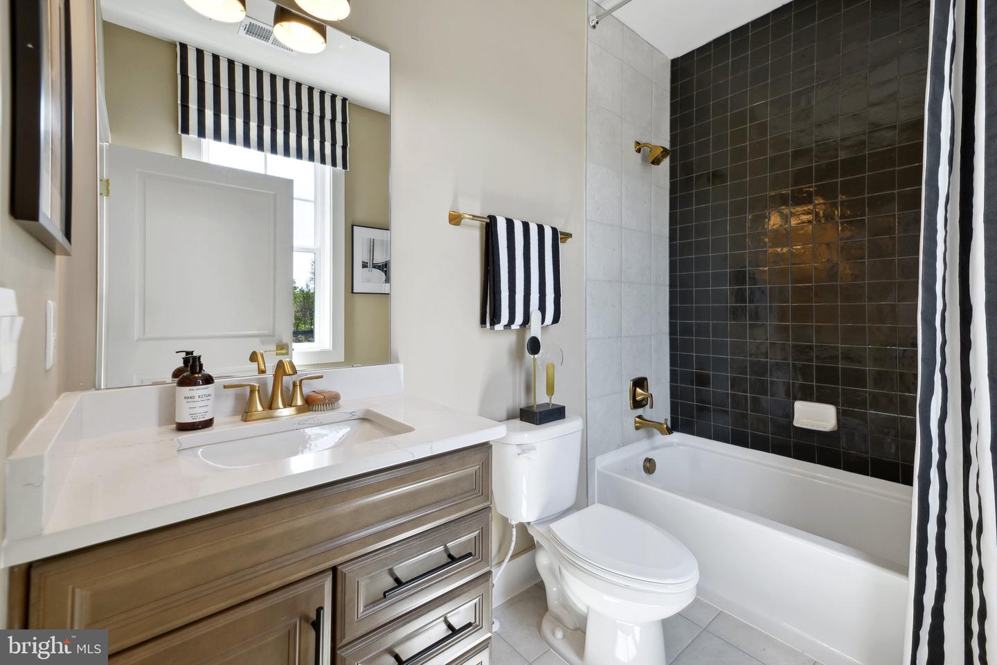 8276 COLLING MANOR CT, ALEXANDRIA, Virginia 22308, 6 Bedrooms Bedrooms, ,6 BathroomsBathrooms,Residential,For sale,8276 COLLING MANOR CT,VAFX2265908 MLS # VAFX2265908