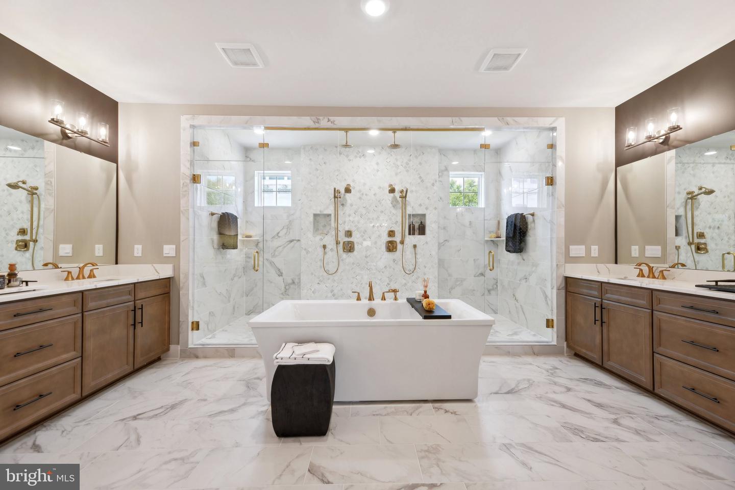 8276 COLLING MANOR CT, ALEXANDRIA, Virginia 22308, 6 Bedrooms Bedrooms, ,6 BathroomsBathrooms,Residential,For sale,8276 COLLING MANOR CT,VAFX2265908 MLS # VAFX2265908
