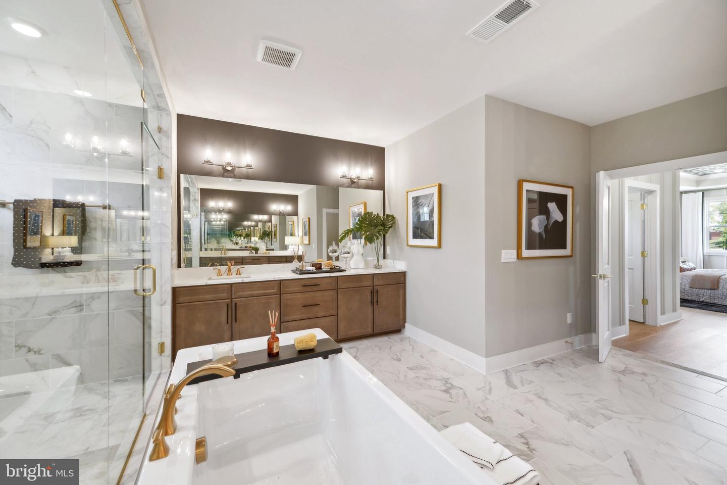 8276 COLLING MANOR CT, ALEXANDRIA, Virginia 22308, 6 Bedrooms Bedrooms, ,6 BathroomsBathrooms,Residential,For sale,8276 COLLING MANOR CT,VAFX2265908 MLS # VAFX2265908