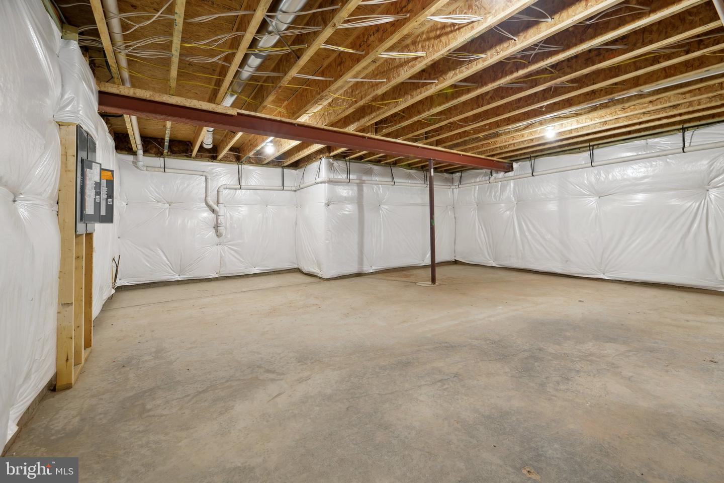 8276 COLLING MANOR CT, ALEXANDRIA, Virginia 22308, 6 Bedrooms Bedrooms, ,6 BathroomsBathrooms,Residential,For sale,8276 COLLING MANOR CT,VAFX2265908 MLS # VAFX2265908