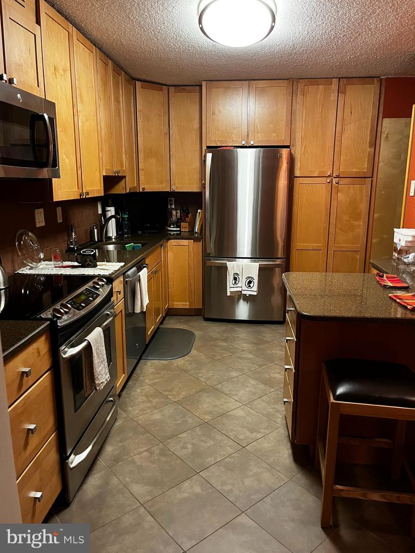 203 YOAKUM PKWY #1512, ALEXANDRIA, Virginia 22304, 3 Bedrooms Bedrooms, ,2 BathroomsBathrooms,Residential,For sale,203 YOAKUM PKWY #1512,VAAX2049464 MLS # VAAX2049464 203 YOAKUM PKWY #1512, ALEXANDRIA, Virginia 22304, 3 Bedrooms Bedrooms, ,2 BathroomsBathrooms,Residential,For sale,203 YOAKUM PKWY #1512,VAAX2049464 MLS # VAAX2049464