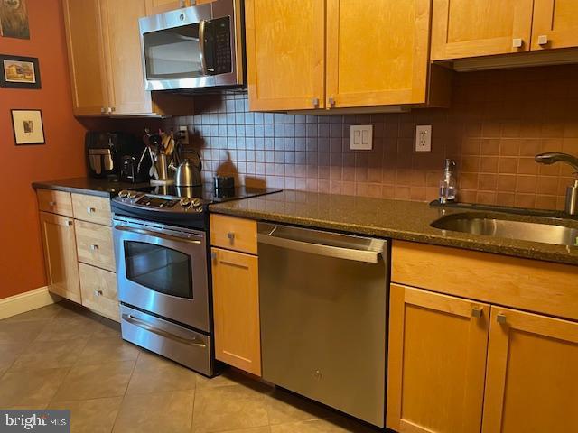 203 YOAKUM PKWY #1512, ALEXANDRIA, Virginia 22304, 3 Bedrooms Bedrooms, ,2 BathroomsBathrooms,Residential,For sale,203 YOAKUM PKWY #1512,VAAX2049464 MLS # VAAX2049464 203 YOAKUM PKWY #1512, ALEXANDRIA, Virginia 22304, 3 Bedrooms Bedrooms, ,2 BathroomsBathrooms,Residential,For sale,203 YOAKUM PKWY #1512,VAAX2049464 MLS # VAAX2049464
